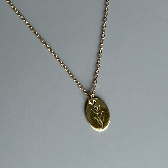 24k Gold Vermeil Tulip Pendant Necklace - Picture 6 of 6